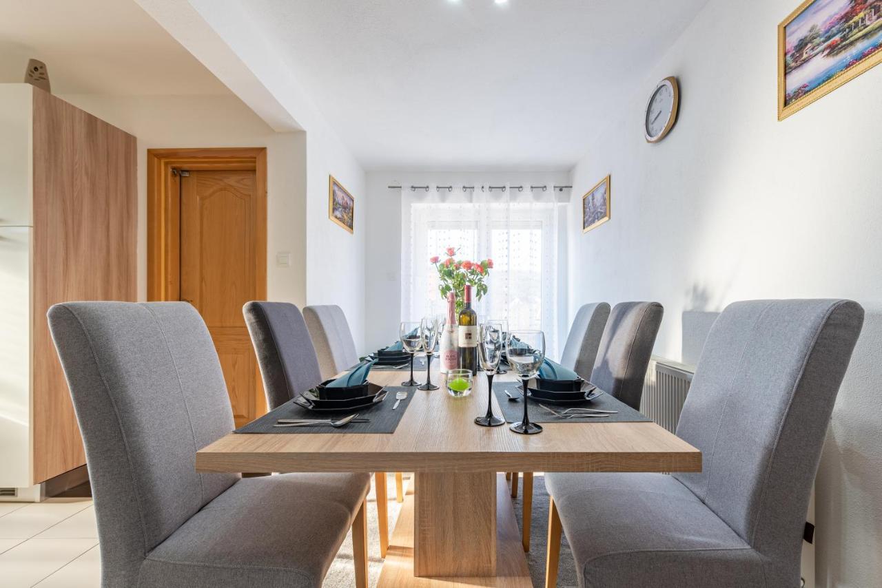 Gračac Apartman Toni מראה חיצוני תמונה
