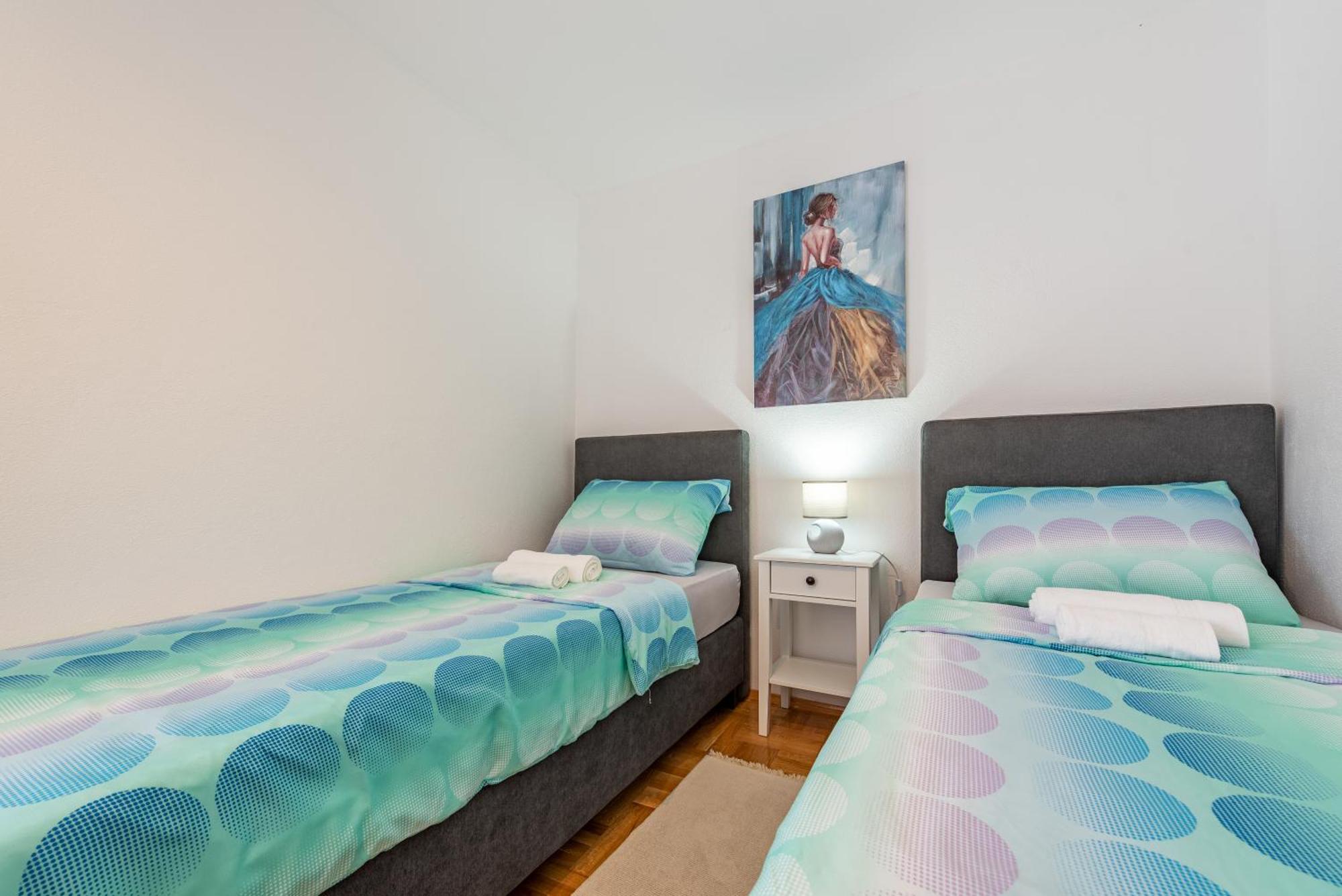 Gračac Apartman Toni מראה חיצוני תמונה